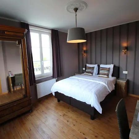 度假居 Chateau In Champagne Views *