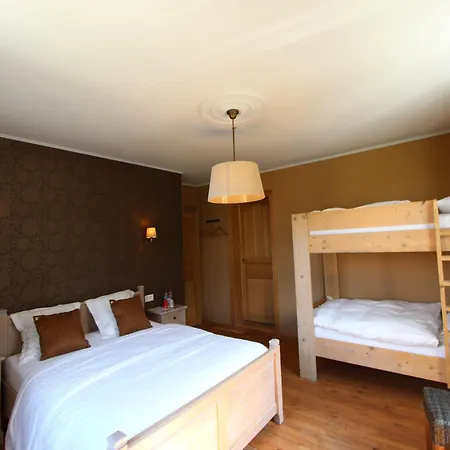 度假居 Chateau In Champagne Views 塞纳河畔巴尔